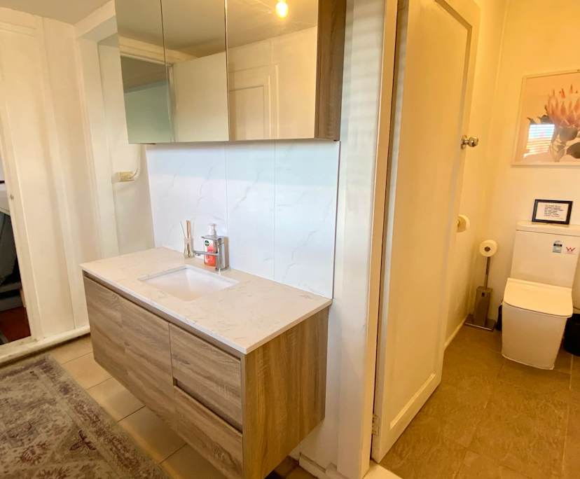 $550, 1-bed, 1 bathroom, Yarraville VIC 3013
