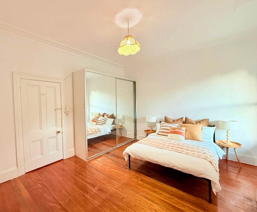 Whole property with 3 rooms for rent