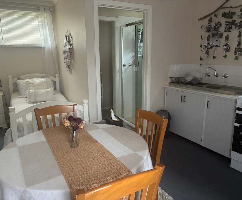 Furnished room granny flat for rent