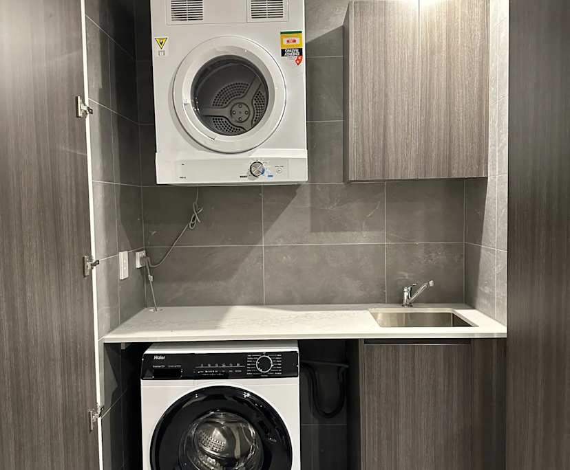 $380, Flatshare, 3 bathrooms, Homebush NSW 2140