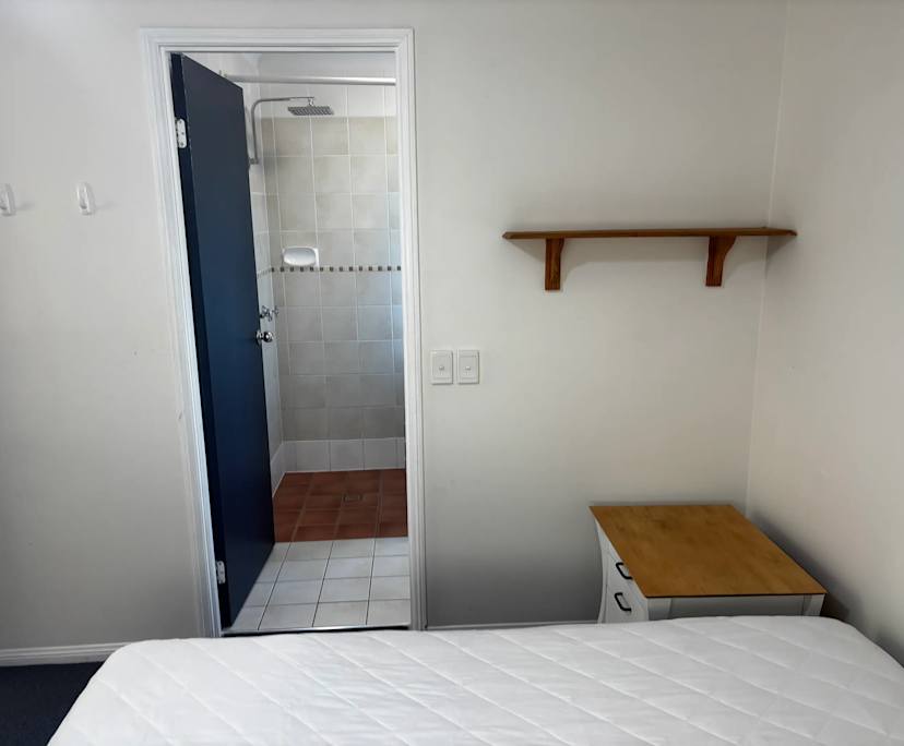 $350, Share-house, 4 bathrooms, Salisbury QLD 4107