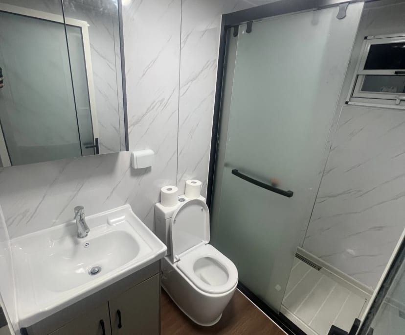Whole property with 2 rooms for rent