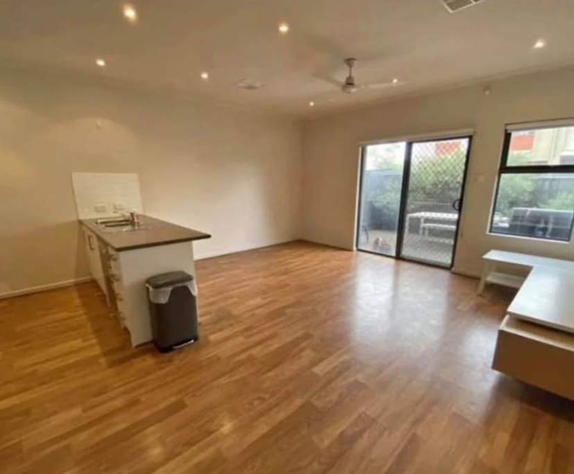 Room in a share house