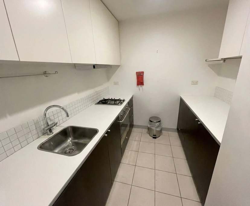 $620, Whole-property, 2 bathrooms, Carlton VIC 3053