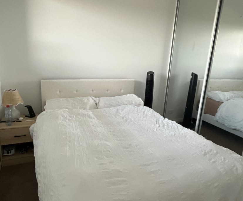 Whole property with 1 room for rent