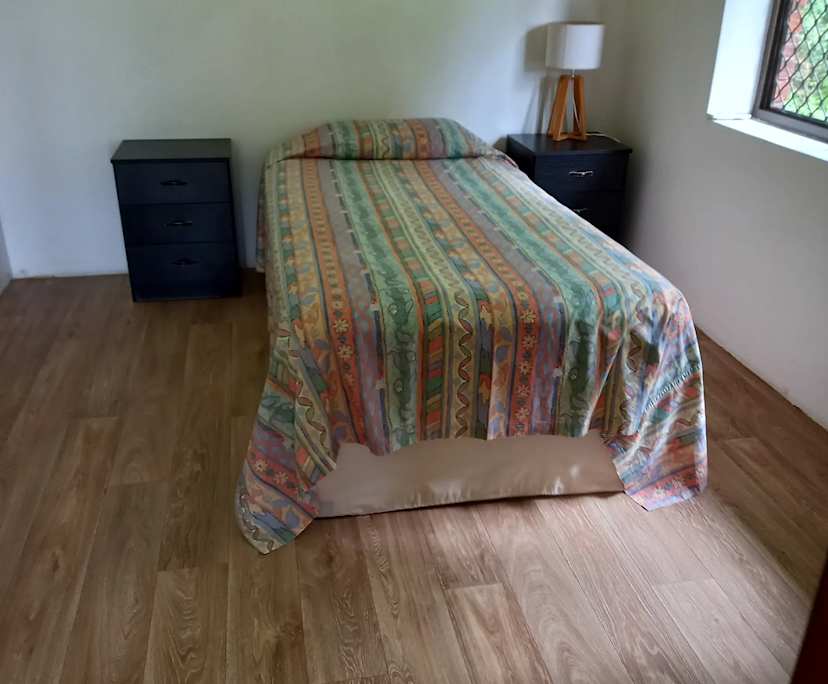 $230, Share-house, 2 bathrooms, Clifton Beach QLD 4879