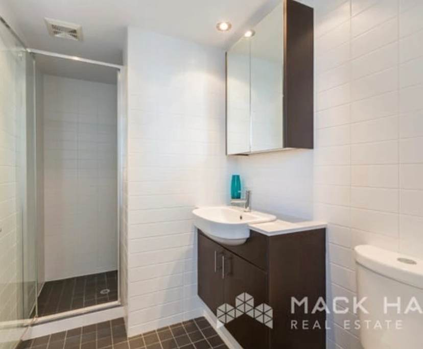 $450, Flatshare, 2 bathrooms, West Perth WA 6005