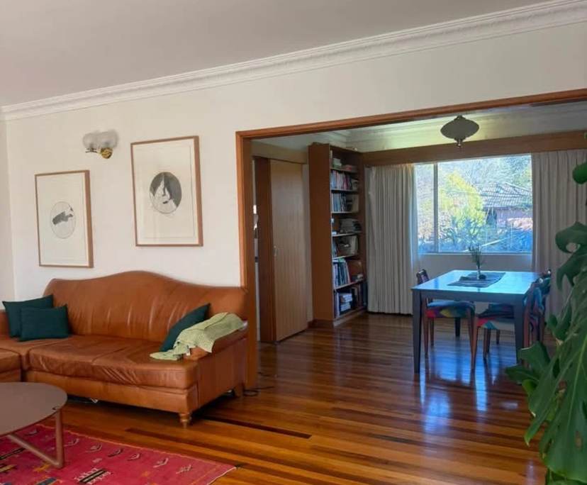 Room in a share house