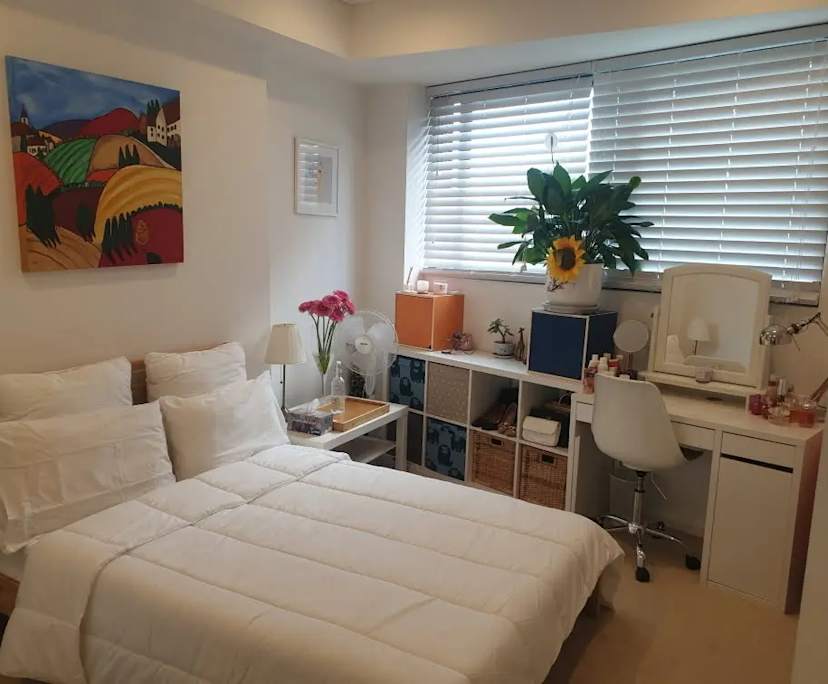 Furnished room with own bathroom