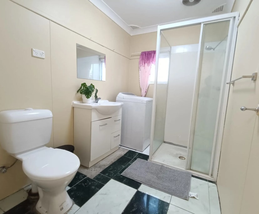 $250, Share-house, 6 bathrooms, Doonside NSW 2767