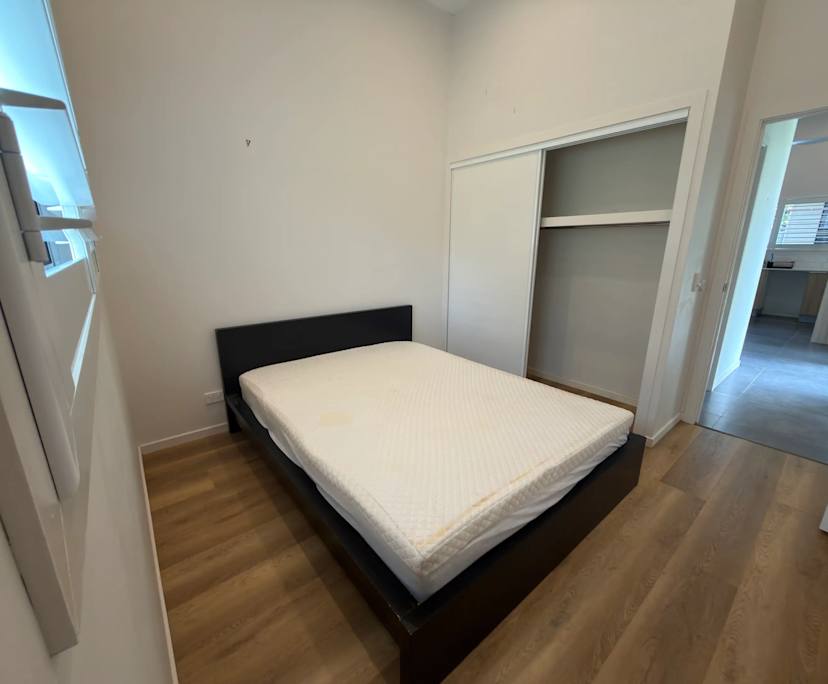 $600, Granny-flat, 2 bathrooms, Ashmore QLD 4214