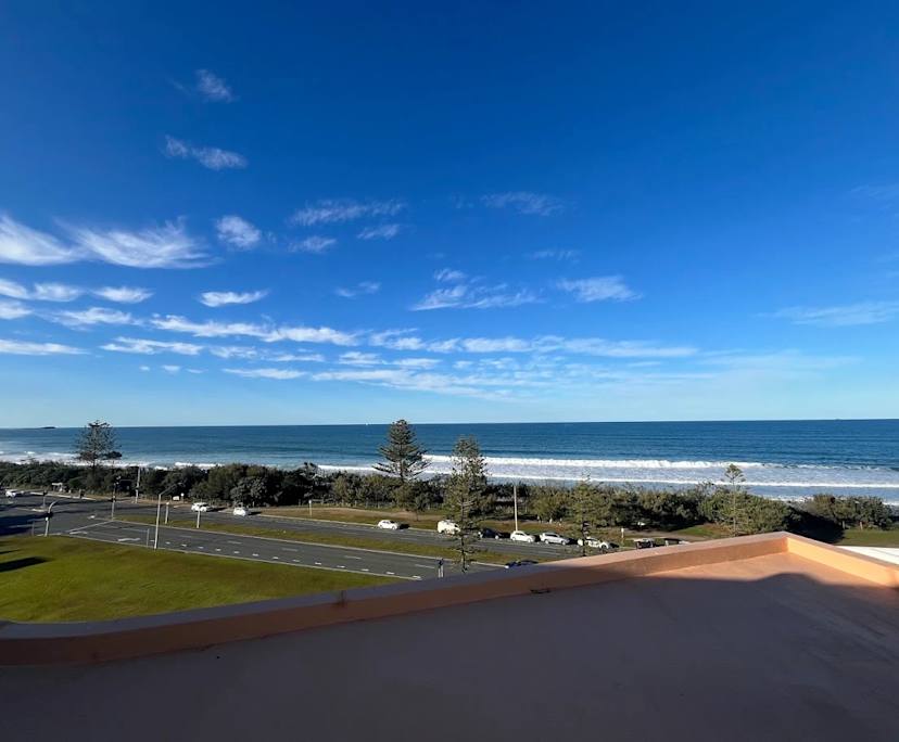 $320, Flatshare, 3 bathrooms, Alexandra Headland QLD 4572