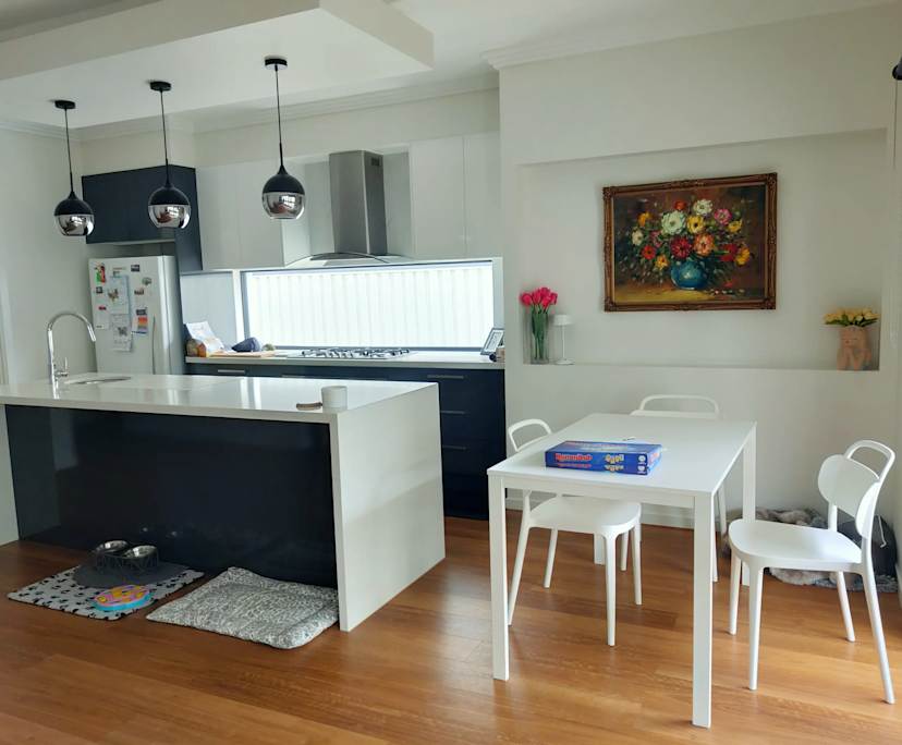 Room in a share house