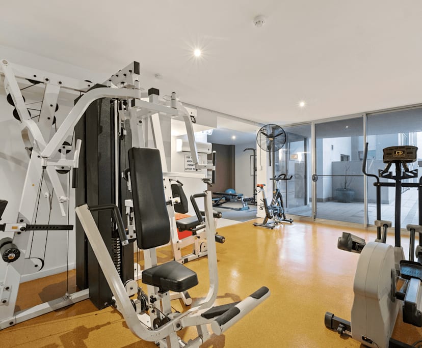 $800, Whole-property, 2 bathrooms, East Perth WA 6004