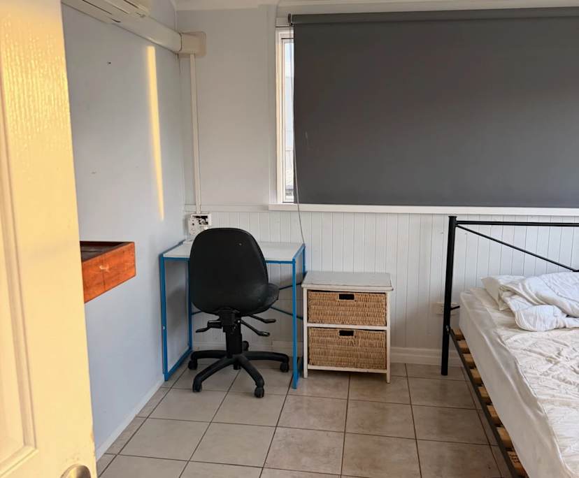 $250, Share-house, 6 bathrooms, Parramatta Park QLD 4870