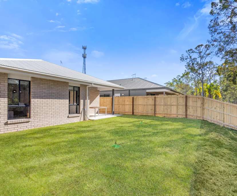 $315, Share-house, 3 bathrooms, Logan Reserve QLD 4133