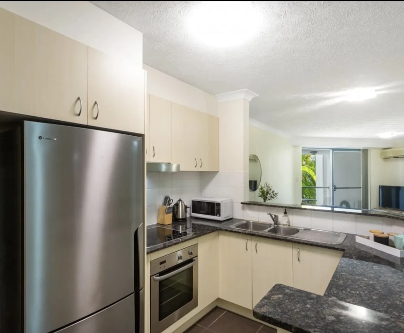 $410, Flatshare, 2 bathrooms, Burleigh Heads QLD 4220