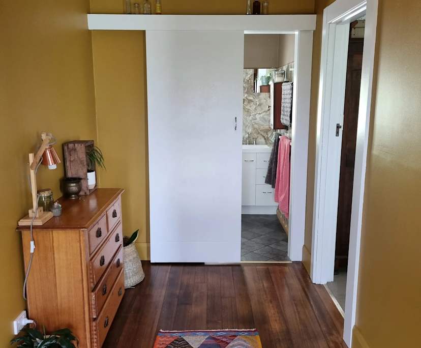 Whole property with 2 rooms for rent