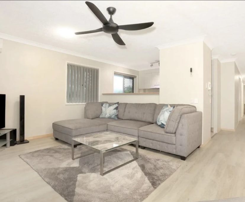 $515, Flatshare, 2 bathrooms, Broadbeach QLD 4218