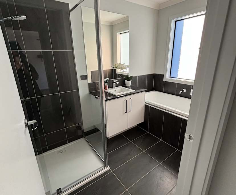 $200, Share-house, 3 bathrooms, Clyde VIC 3978