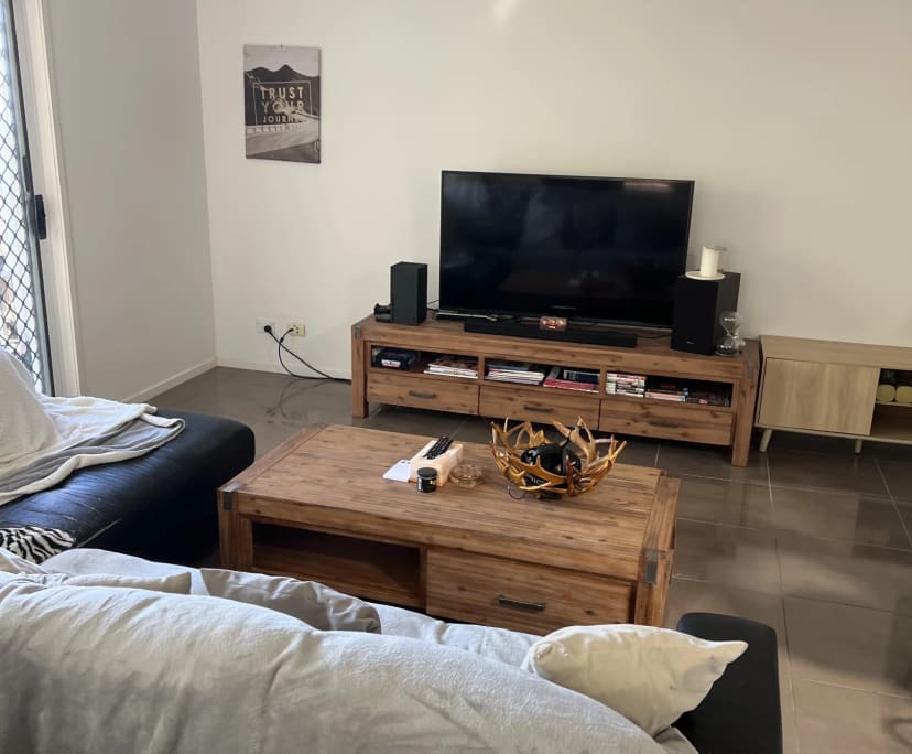 $325, Whole-property, 1 bathroom, Mango Hill QLD 4509