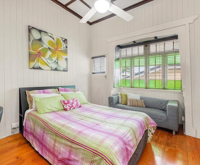 $295-385, Student-accommodation, 3 rooms, East Brisbane QLD 4169, East Brisbane QLD 4169