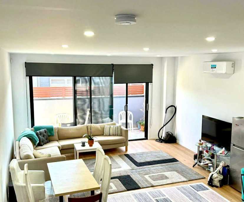 Furnished room with own bathroom
