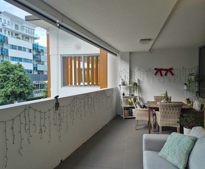 $350, Flatshare, 2 bathrooms, West End QLD 4101