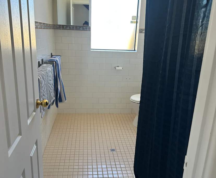 $330, Share-house, 3 bathrooms, Quinns Rocks WA 6030