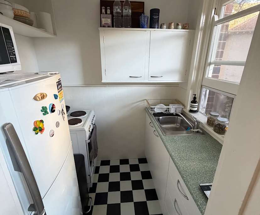 Furnished room studio flat for rent