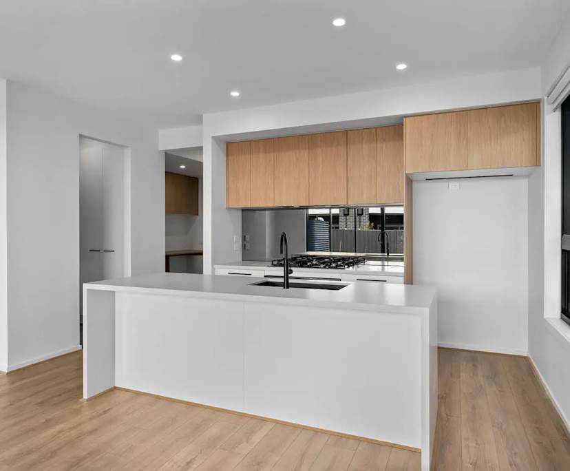 $350, Share-house, 3 bathrooms, Altona North VIC 3025