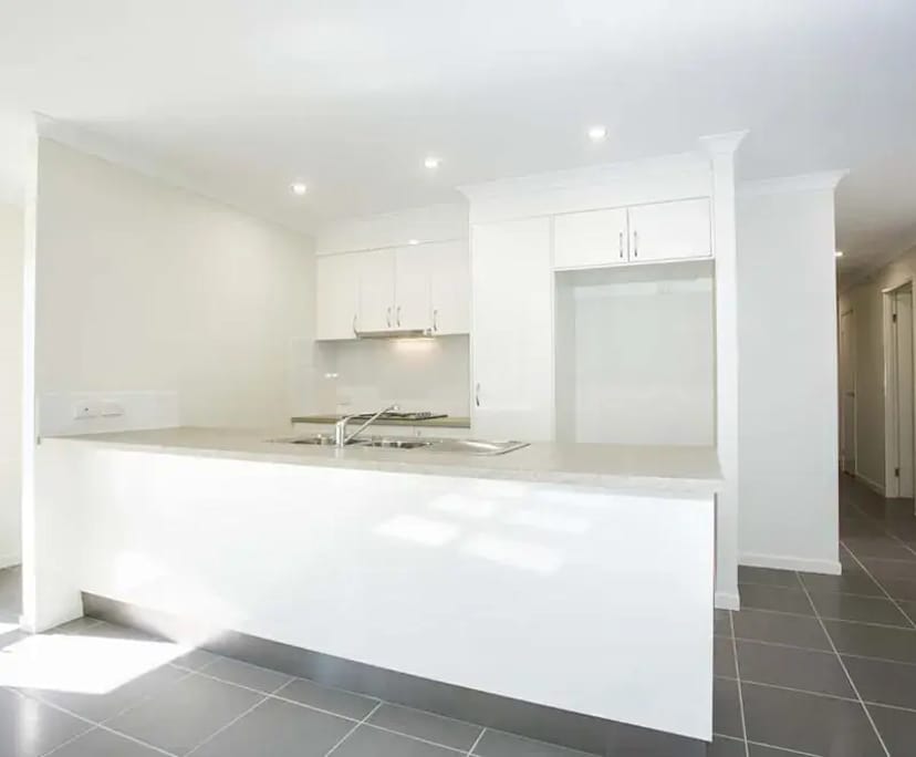 Whole property with 4 rooms for rent