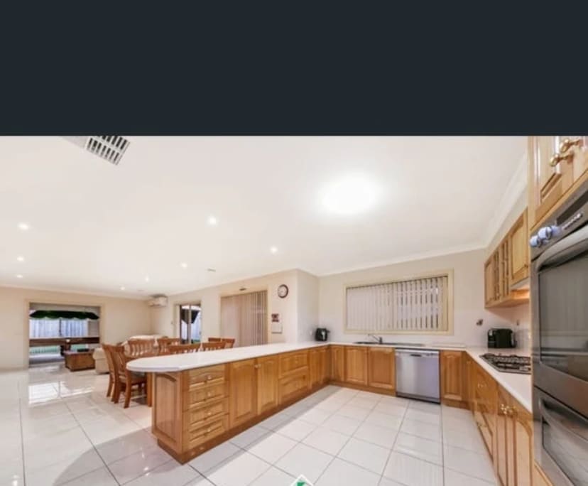 propertyImage