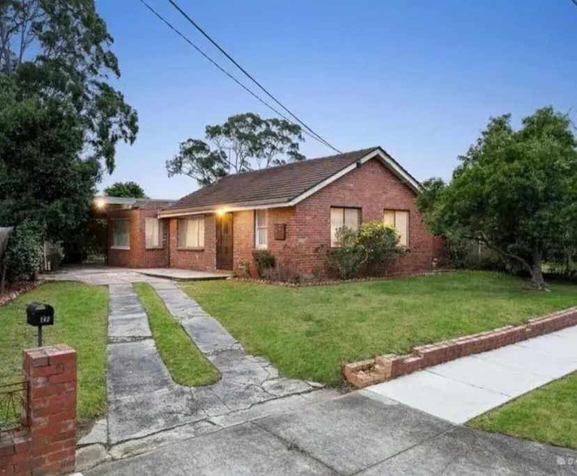 Room in a share house