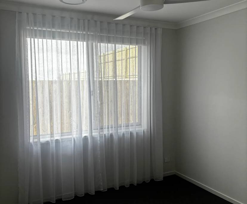 Unfurnished room with own bathroom