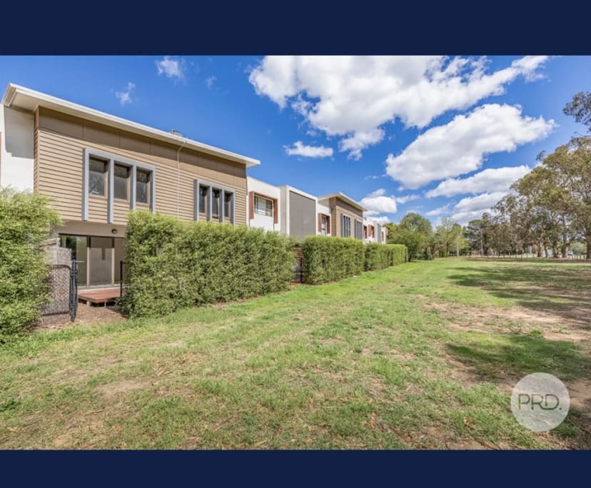 Room for Rent in Narrabundah, Canberra 300, Unfur...