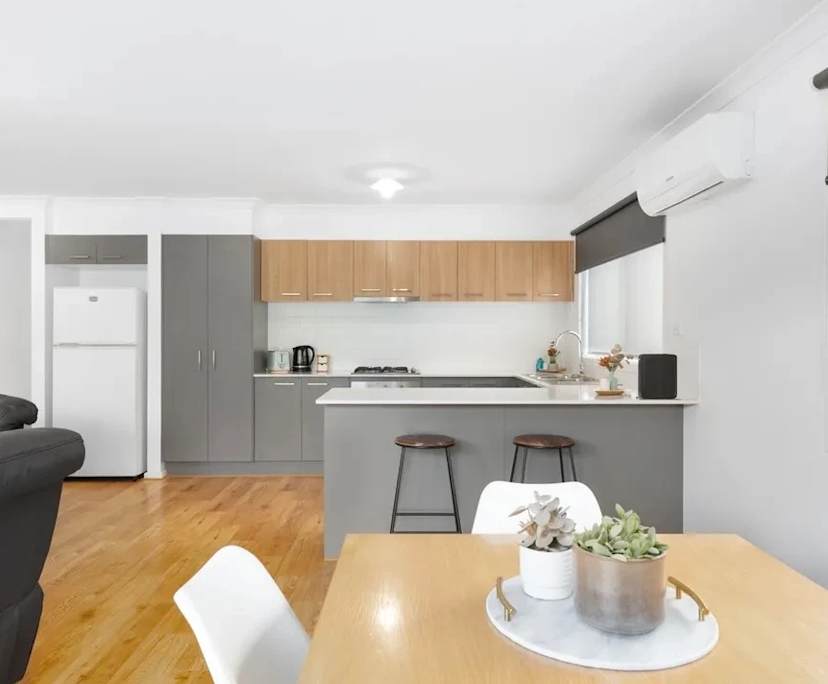 $250, Share-house, 3 bathrooms, Belmont VIC 3216