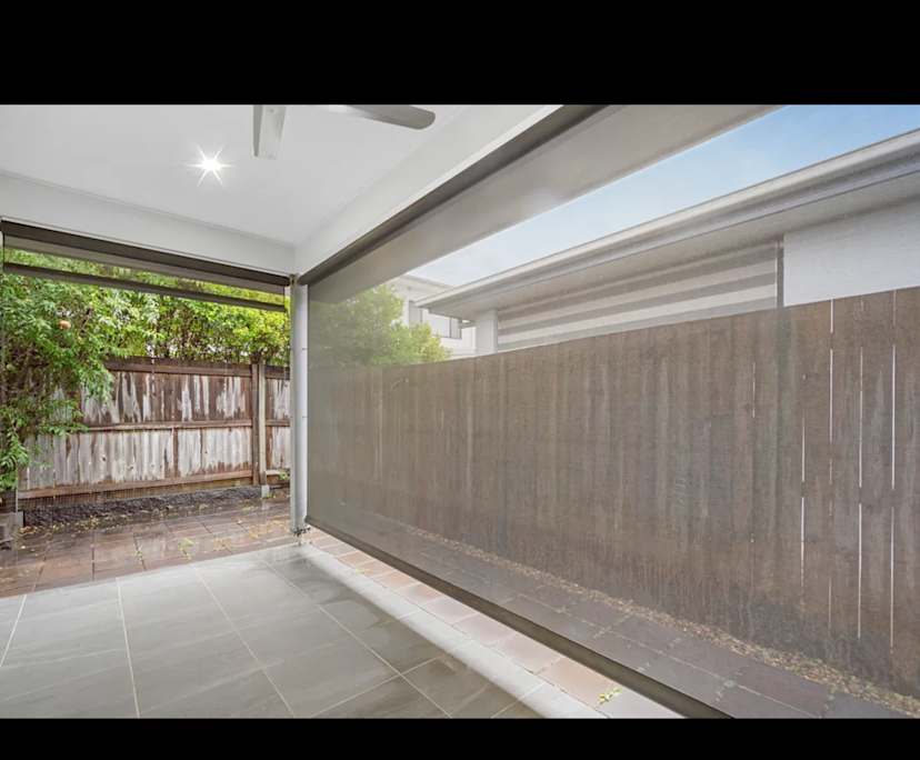 $350, Share-house, 4 bathrooms, Arundel QLD 4214