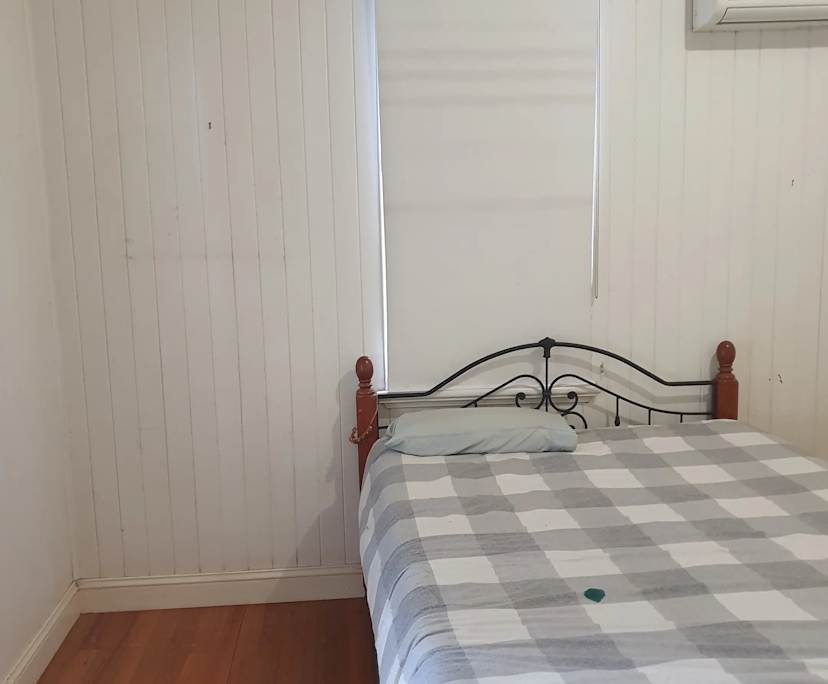 Unfurnished room in a share house