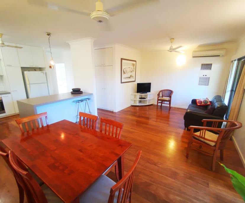 Whole property with 2 rooms for rent
