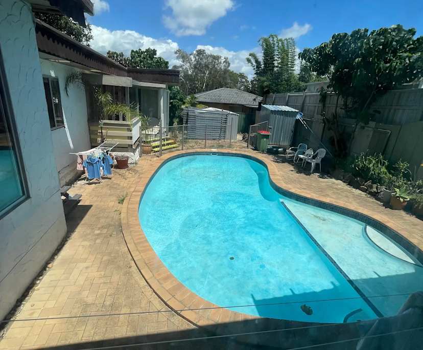 Furnished room in a share house