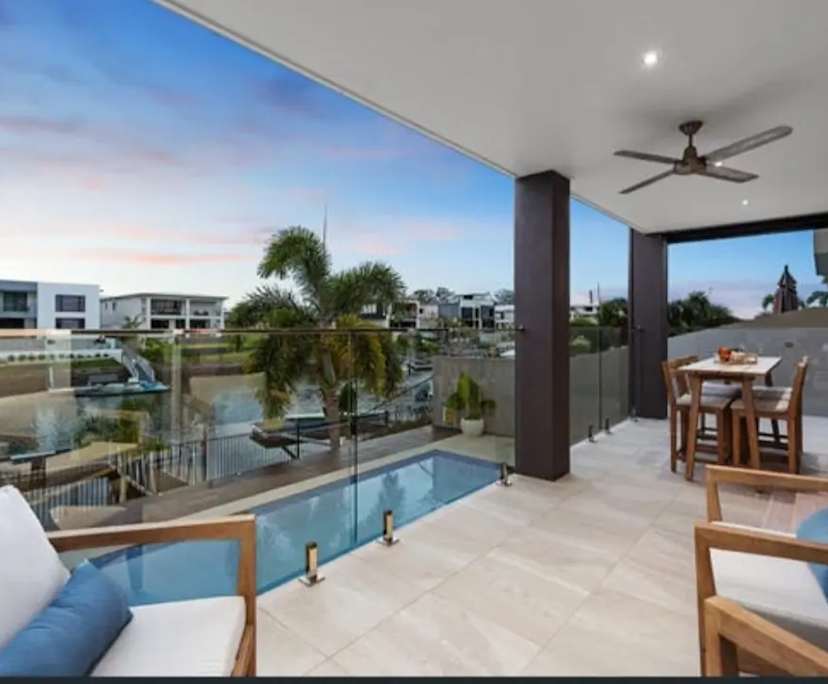 $350, Share-house, 4 bathrooms, Helensvale QLD 4212