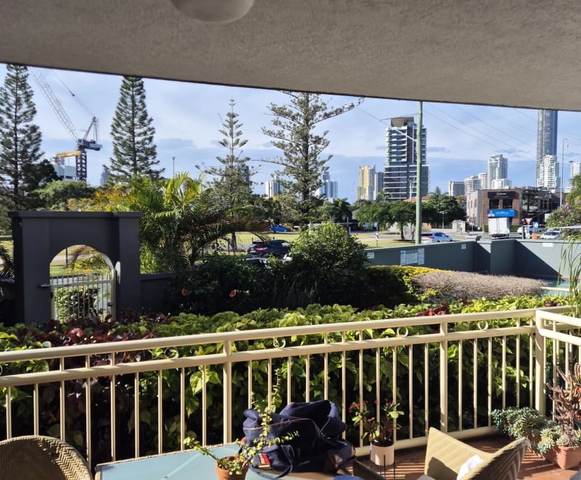 $420, Flatshare, 2 bathrooms, Surfers Paradise QLD 4217