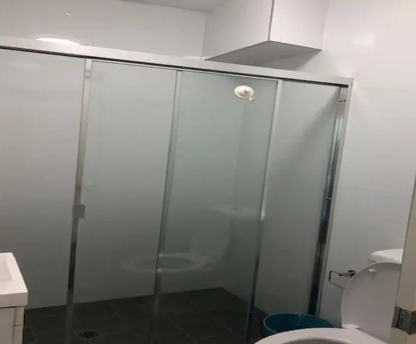 $380, Share-house, 5 bathrooms, Glebe NSW 2037