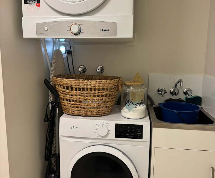 $750, Whole-property, 2 bathrooms, Buderim QLD 4556