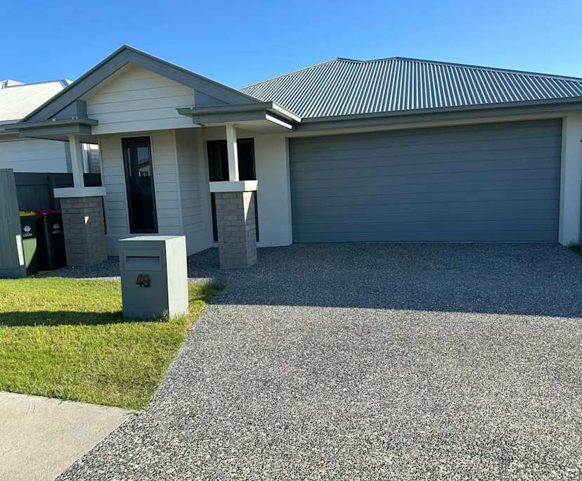 $300, Share-house, 3 bathrooms, Flagstone QLD 4124