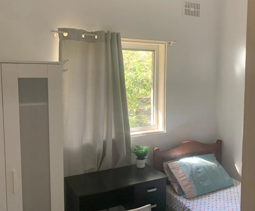 Furnished room in a share house