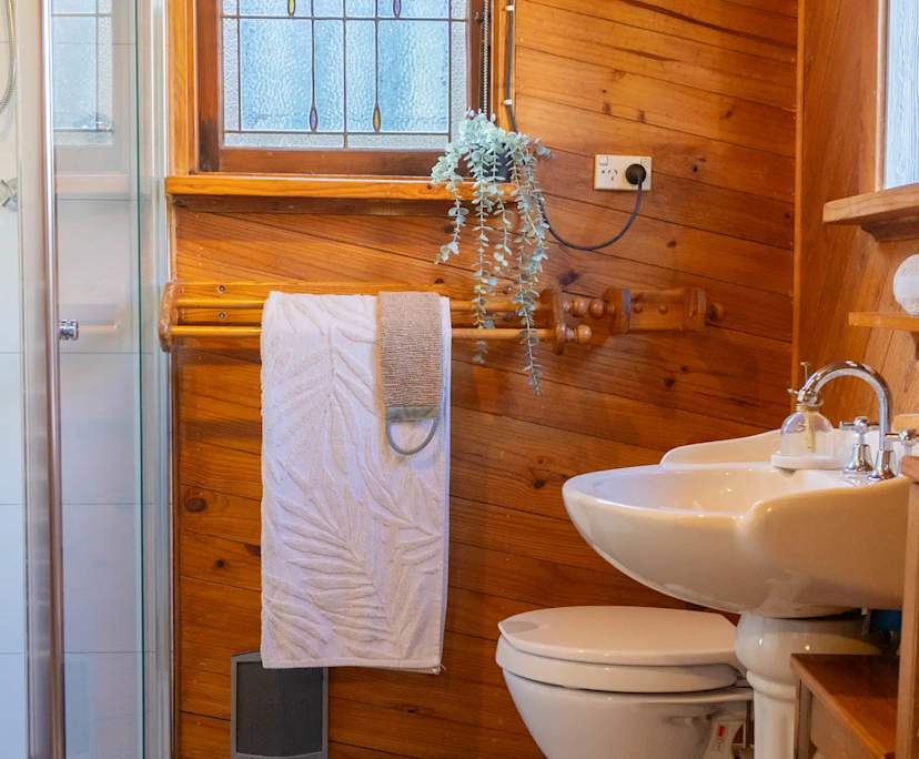 $405-410, Share-house, 2 rooms, Windsor VIC 3181, Windsor VIC 3181