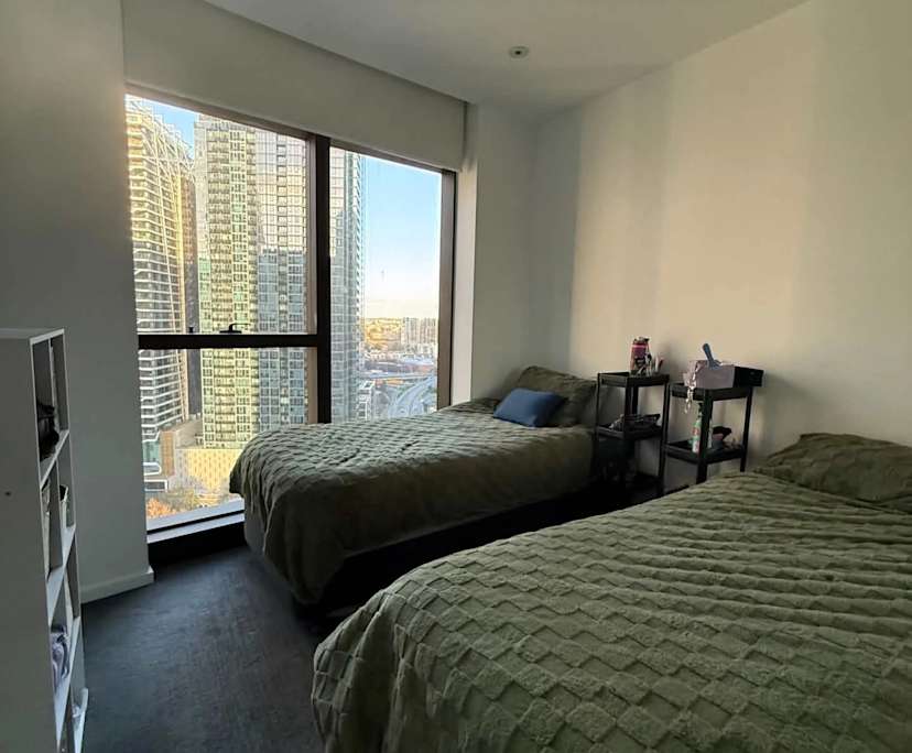 Furnished room in a share house