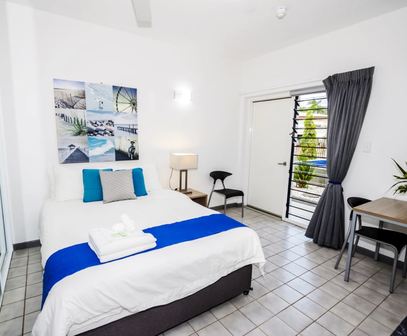 Furnished room studio flat for rent